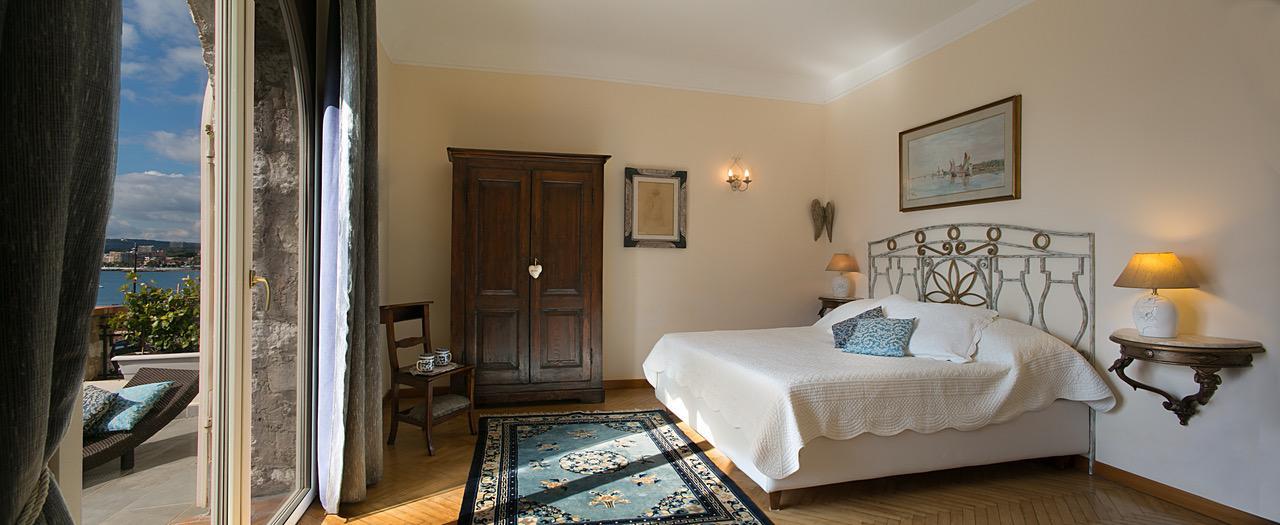 B&B La Locandiera Кан сюр Мер Екстериор снимка